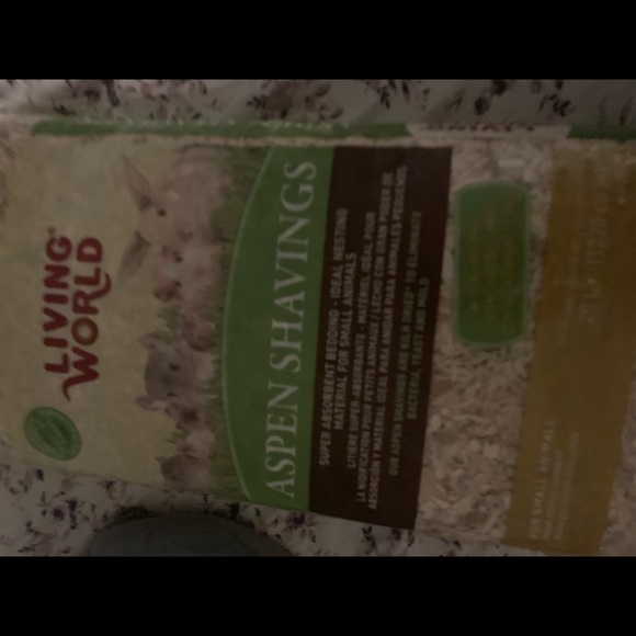 Aspen shavings/ bedding - Picture 1 of 1